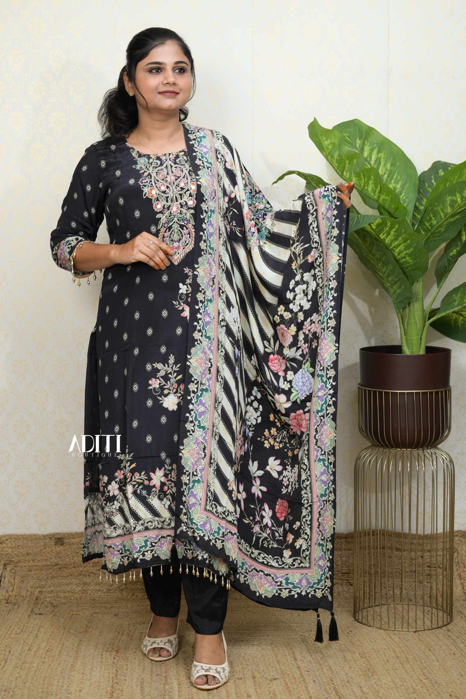 SALWAR RS0024 - View 2
