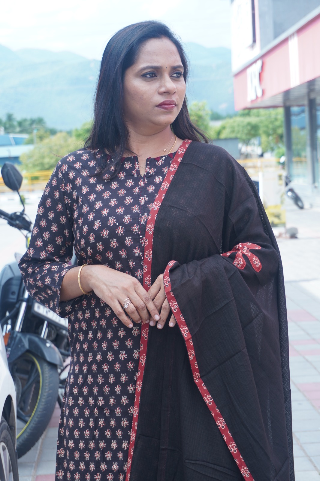 SALWAR RS0109 - View 3